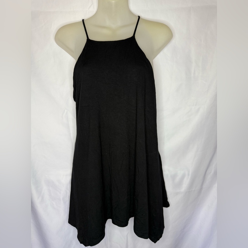 🖤 MauiThing Black Swing Top – Size S – Effortlessly Cool & Flowy 🖤
